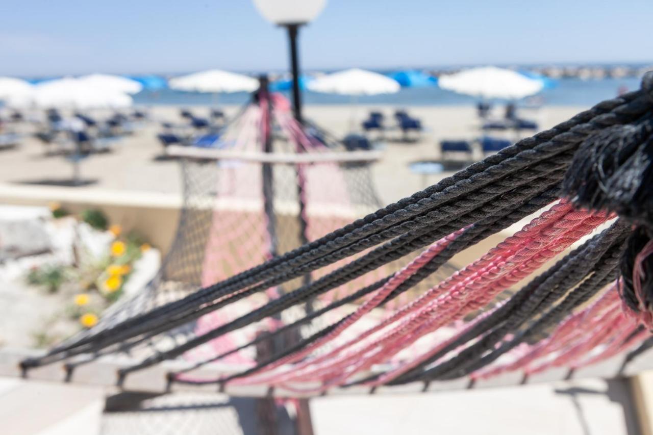 Hotel Primavera Sul Mare Лидо-ди-Савио Экстерьер фото