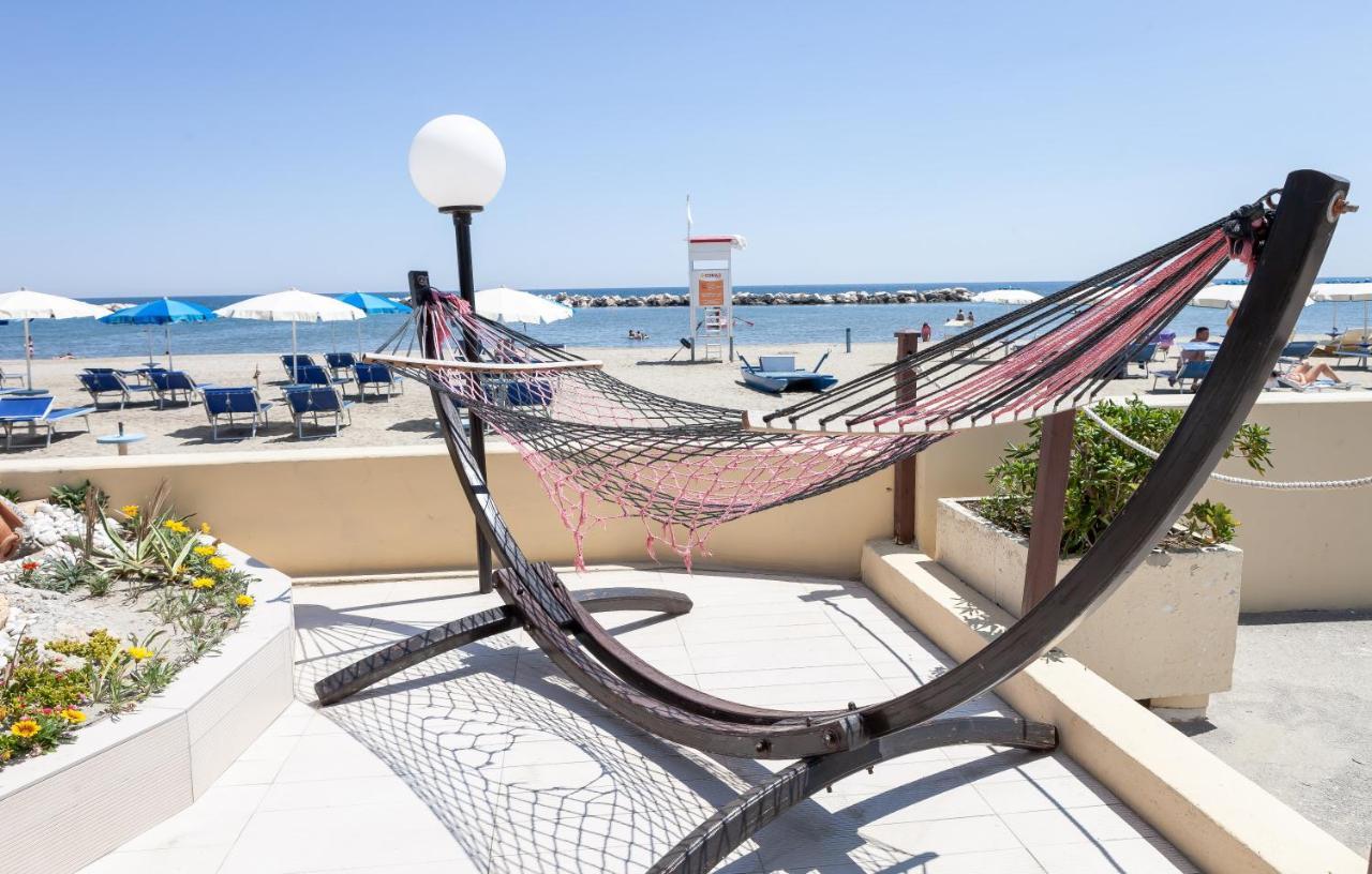 Hotel Primavera Sul Mare Лидо-ди-Савио Экстерьер фото